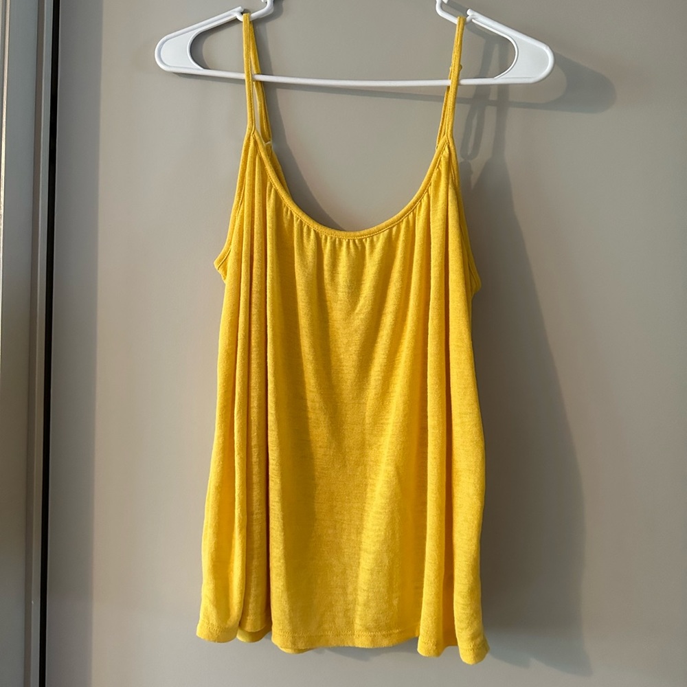 NWOT a new day adjustable strap tank. Size Small